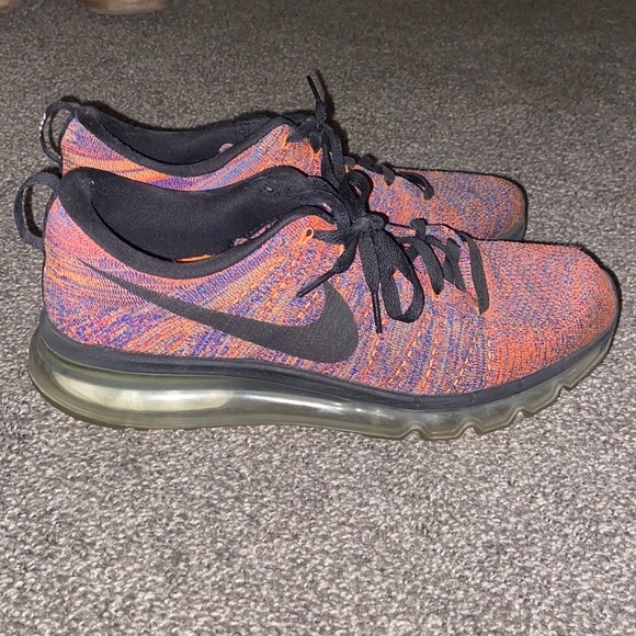 Nike Flyknit Airmax Multicolor - Picture 3 of 5